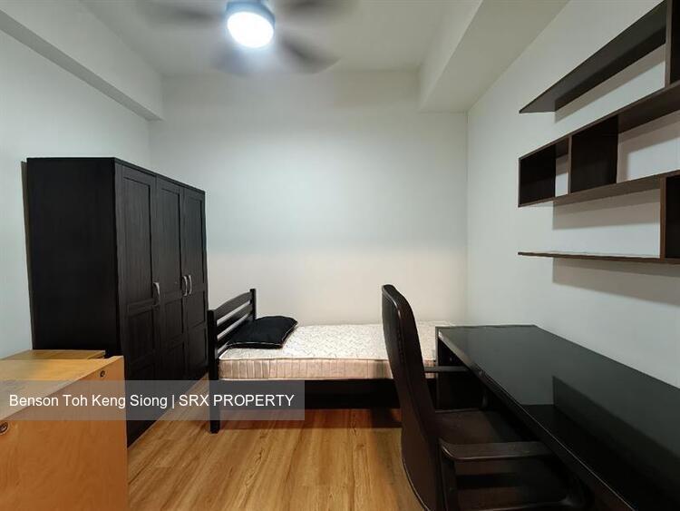 Adelphi Park Estate (D20), Terrace #566102821